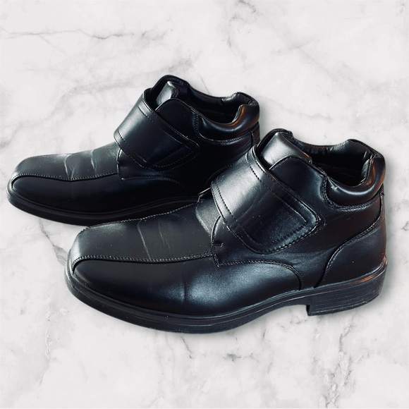 Clarks Men Boots with velcro closure 🖤 size 12 - Picture 3 of 9